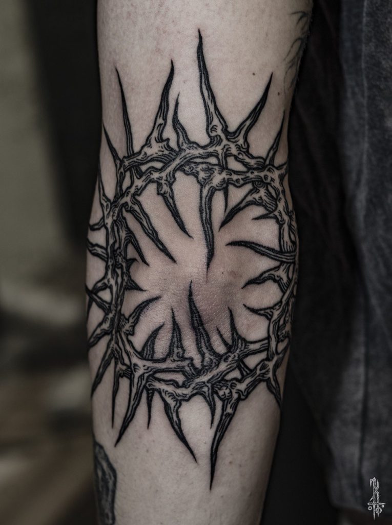 Фотография из портфолио тату-мастера Константина ЯД — Black Circle Tattoo