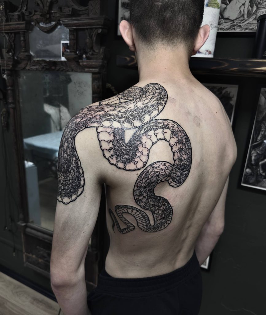 Фотография из портфолио тату-мастера Константина ЯД — Black Circle Tattoo
