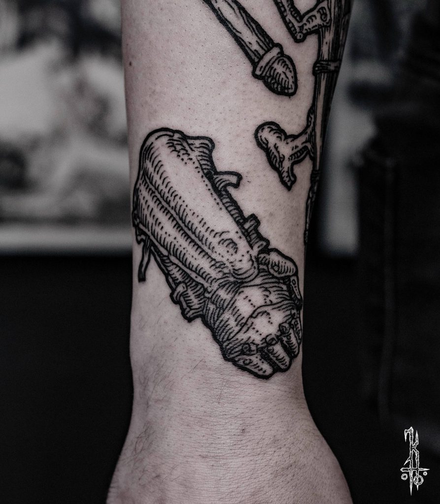 Фотография из портфолио тату-мастера Константина ЯД — Black Circle Tattoo