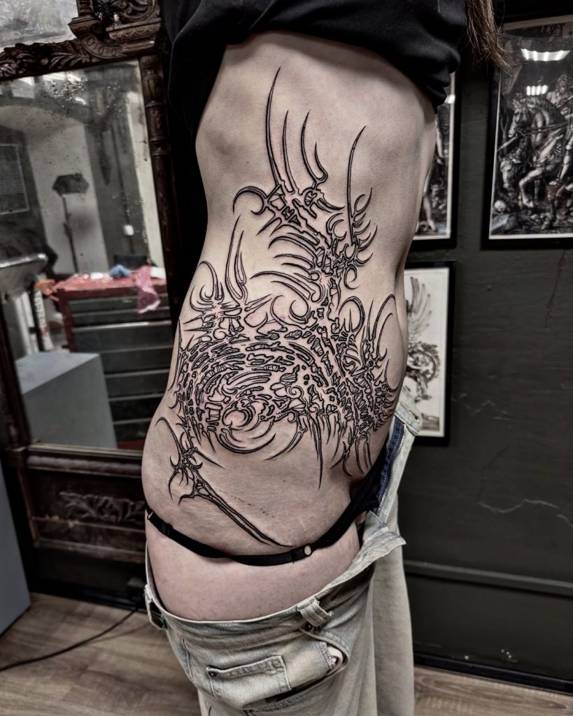 Фотография из портфолио тату-мастера Константина ЯД — Black Circle Tattoo
