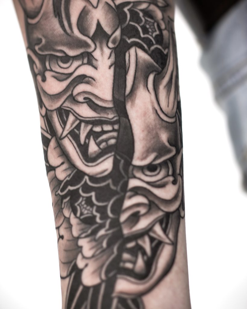Фотография из портфолио тату-мастера Евгения Ярускина — Black Circle Tattoo