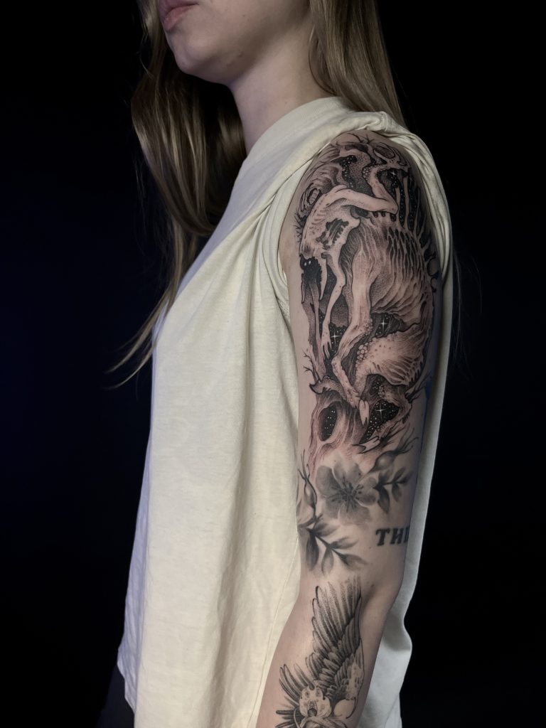 Фотография из портфолио тату-мастера Таты Масленцевой — Black Circle Tattoo