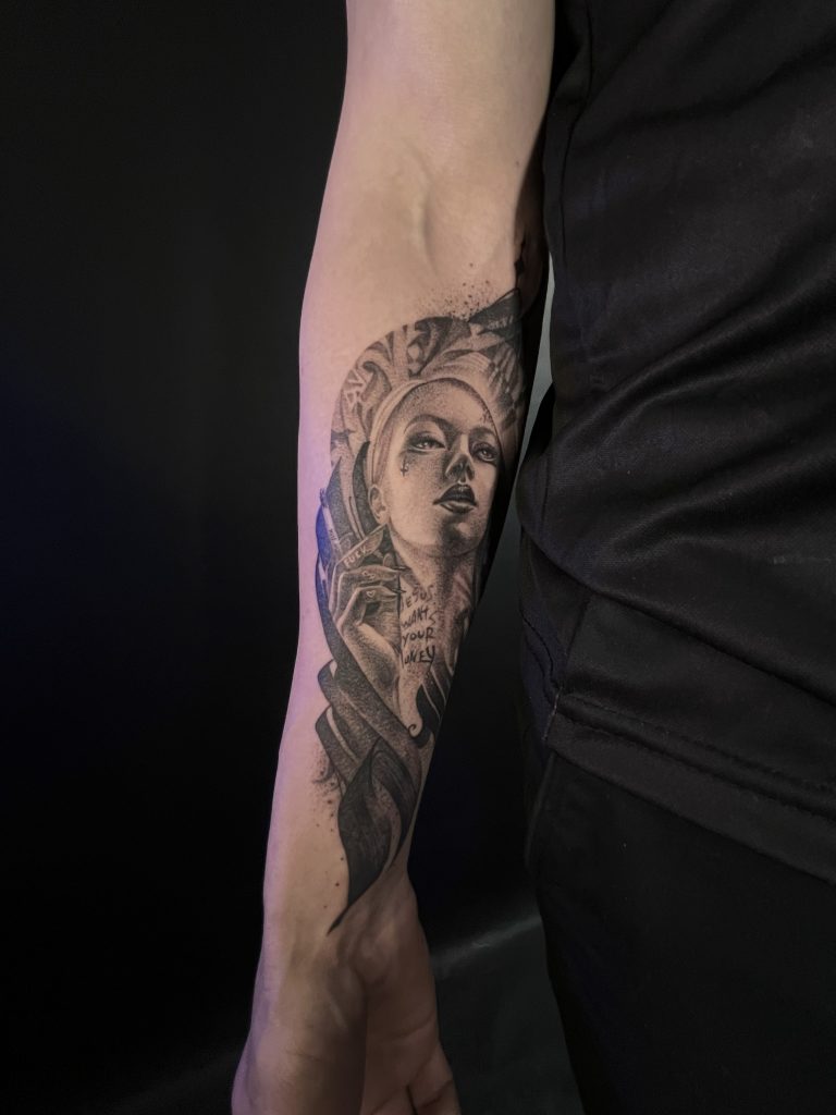 Фотография из портфолио тату-мастера Таты Масленцевой — Black Circle Tattoo