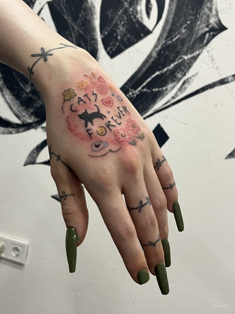 Фотография из портфолио тату-мастера Таты Масленцевой — Black Circle Tattoo