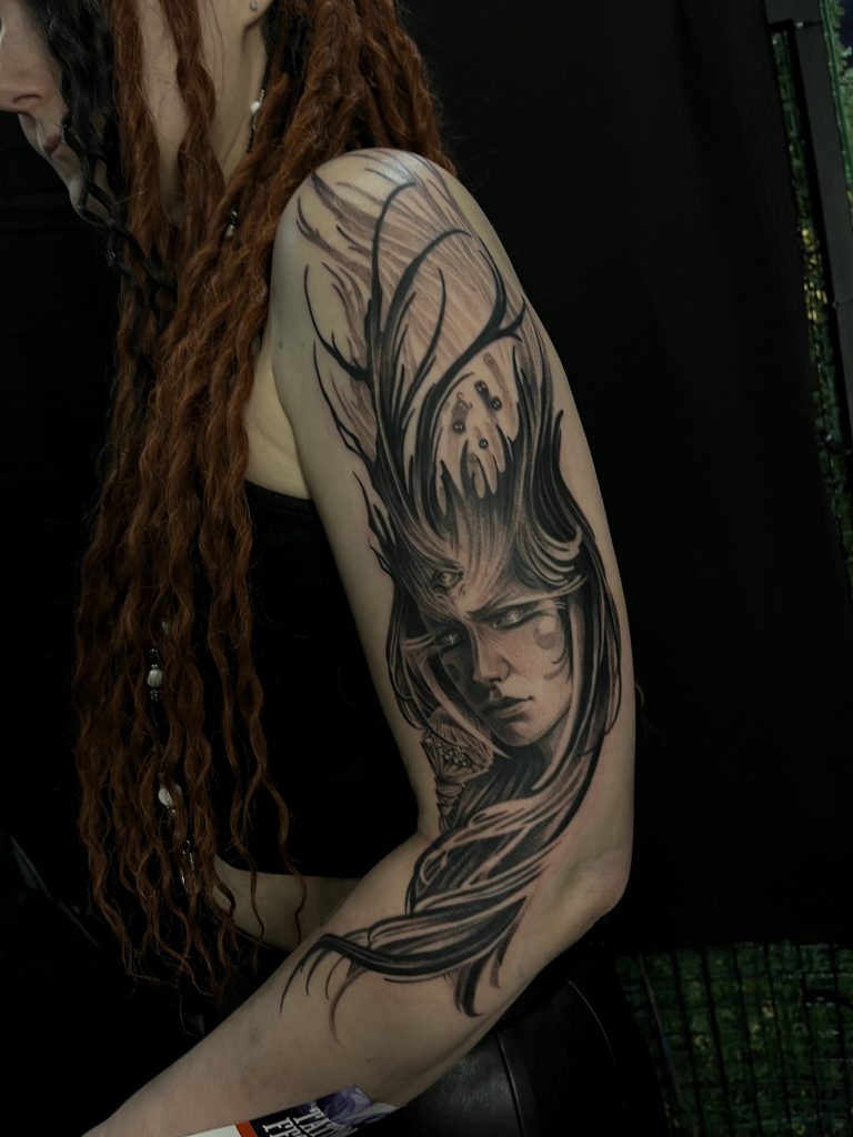 Фотография из портфолио тату-мастера Таты Масленцевой — Black Circle Tattoo