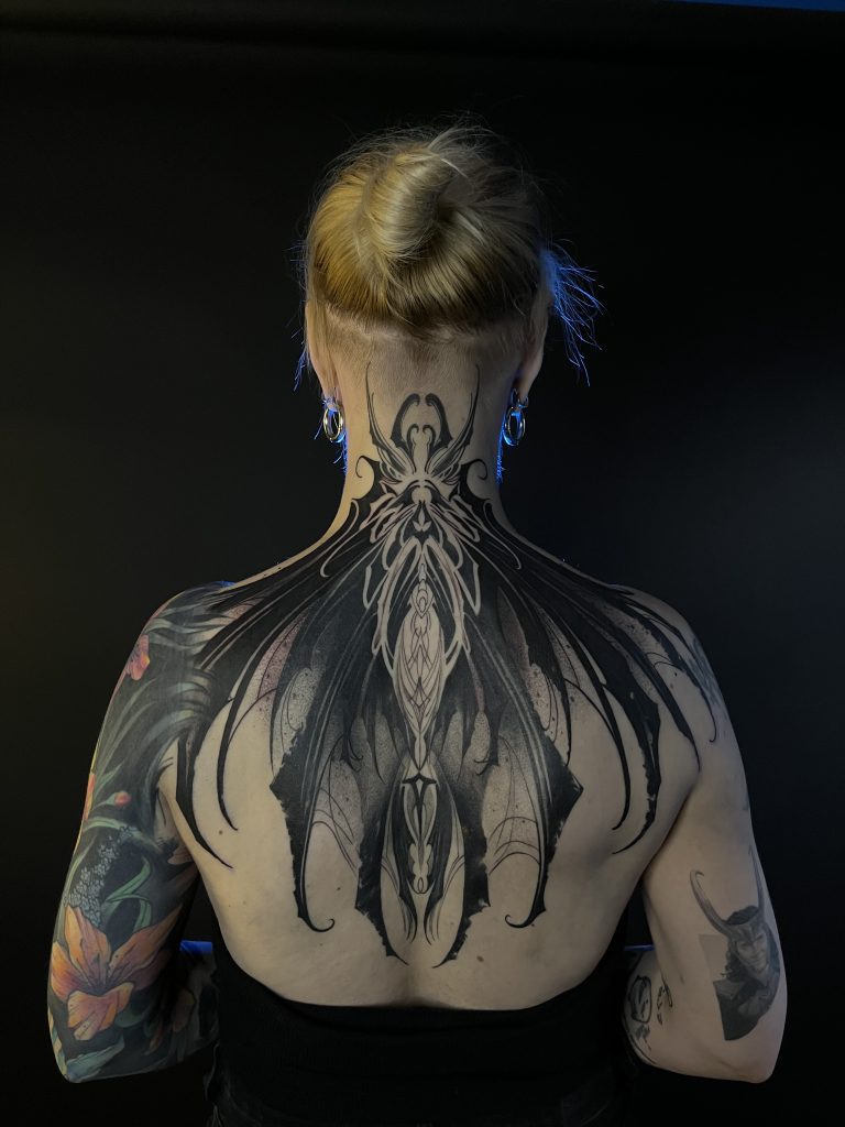 Фотография из портфолио тату-мастера Таты Масленцевой — Black Circle Tattoo
