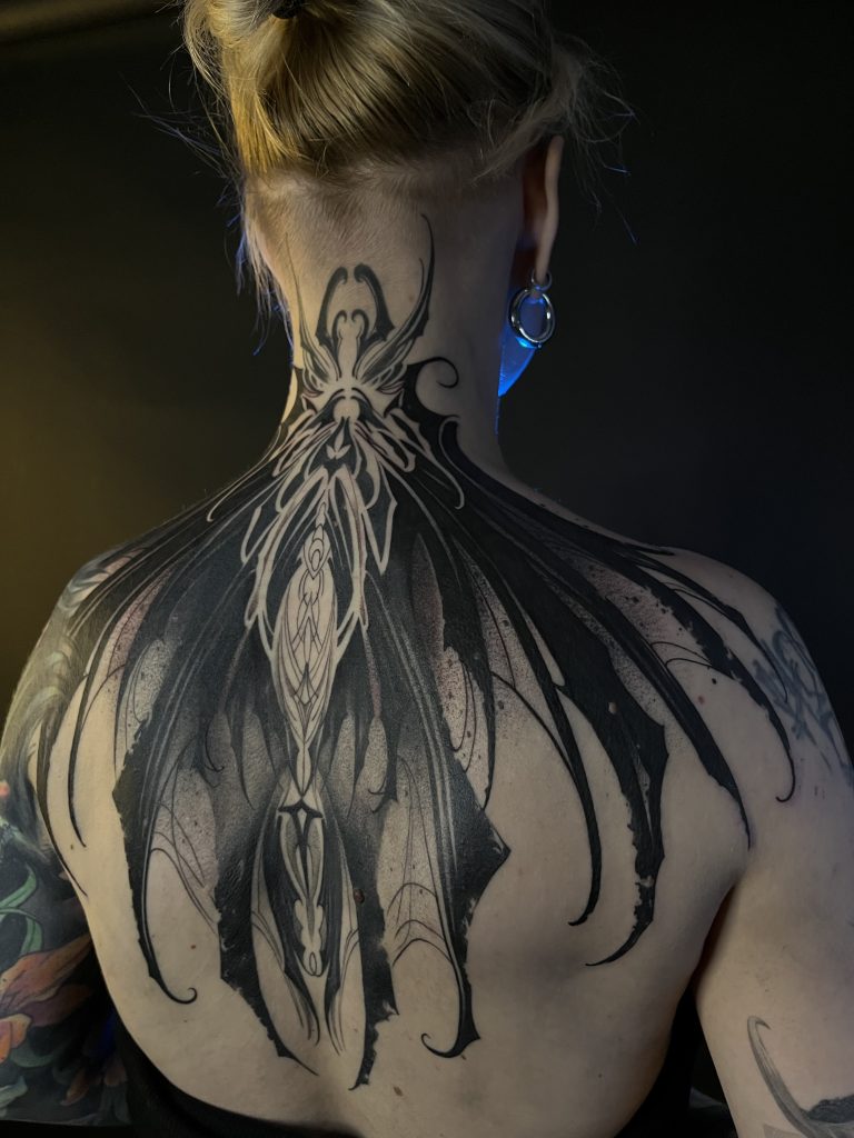 Фотография из портфолио тату-мастера Таты Масленцевой — Black Circle Tattoo