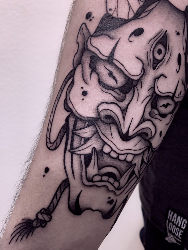 Фотография из портфолио тату-мастера Евгения Ярускина — Black Circle Tattoo