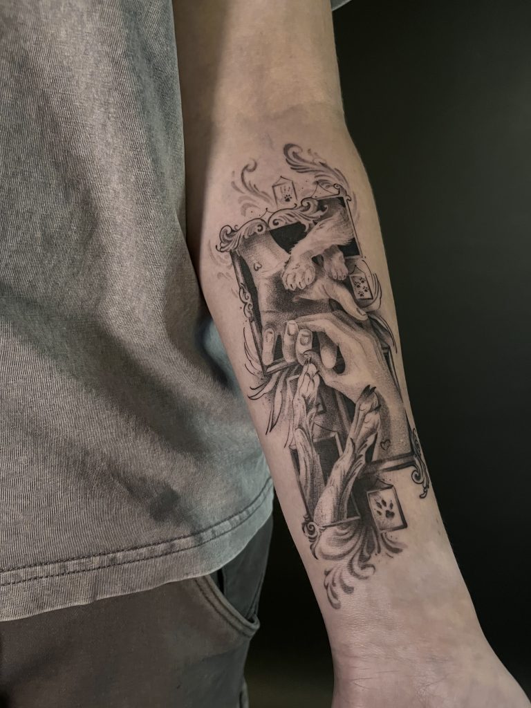Фотография из портфолио тату-мастера Таты Масленцевой — Black Circle Tattoo