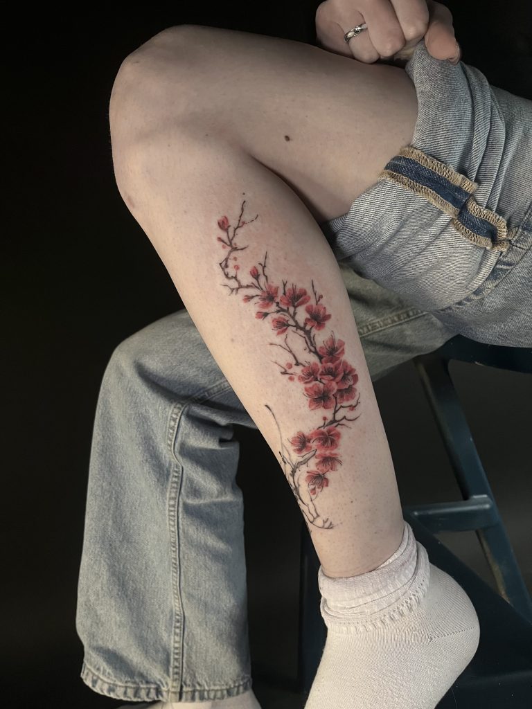 Фотография из портфолио тату-мастера Таты Масленцевой — Black Circle Tattoo